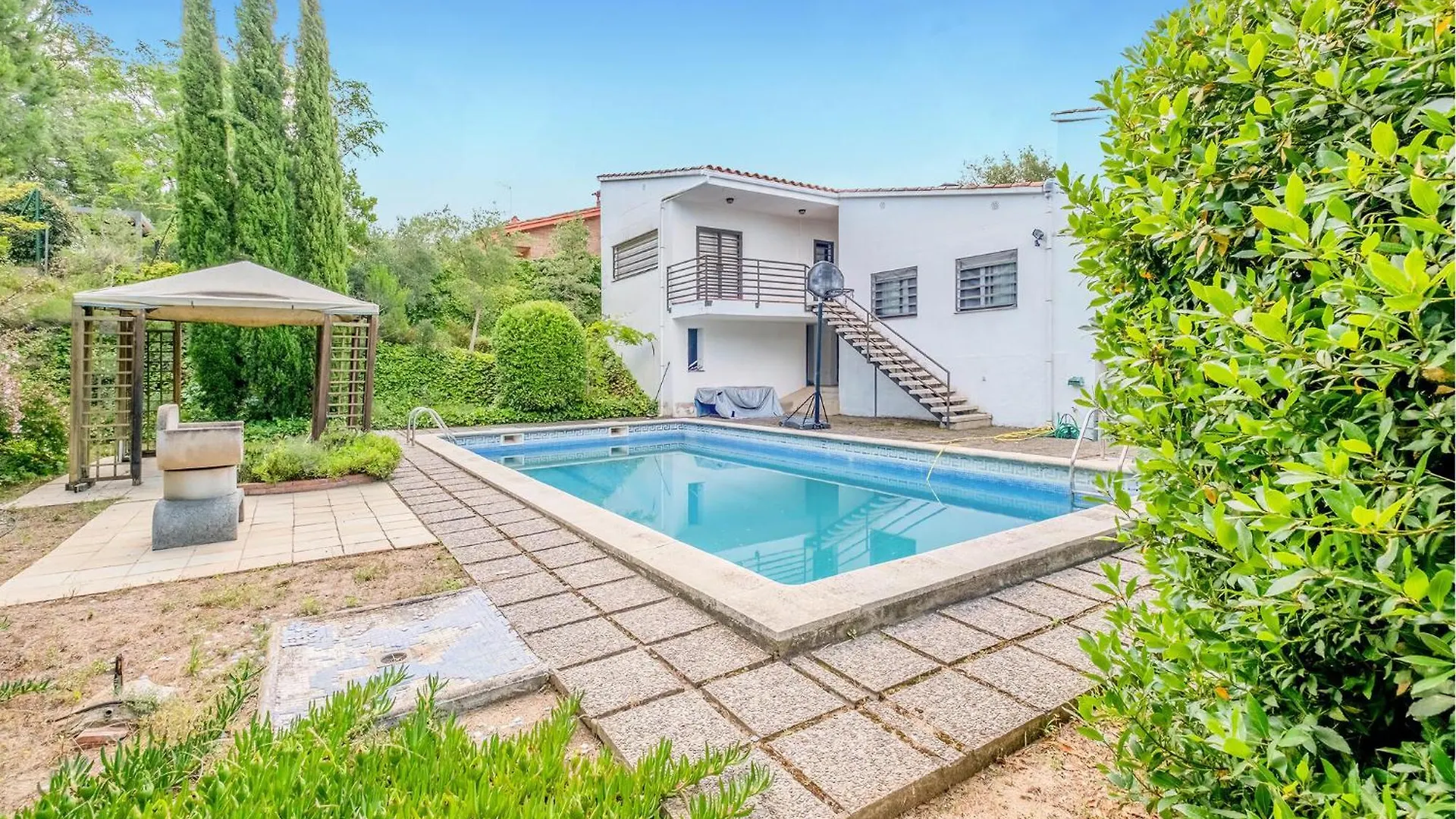 Gorgeous Home In Can Carbonell With Swimming Pool contacts